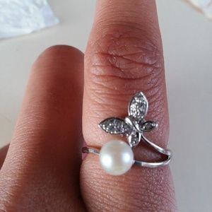 Silver butterfly ring